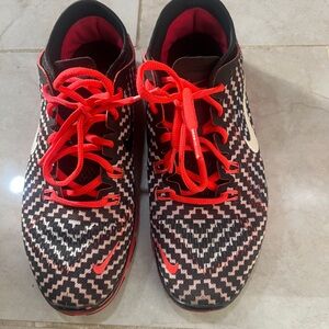 Nike women’s free run sneakers size 9